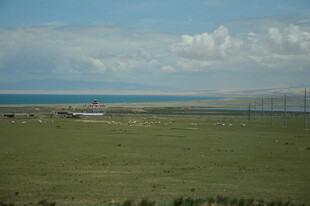 草原与海的辽阔景致