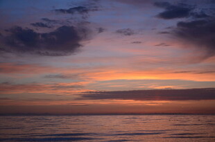 海上绚丽日落美景