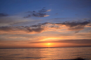 海上壮丽日落美景