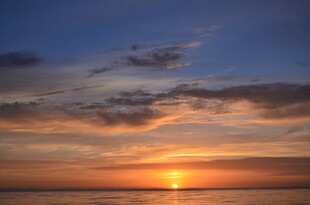 海边壮丽日落美景