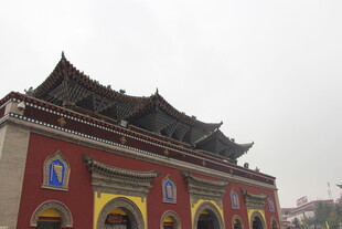 中式古建筑大门景观