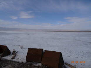 冰封大地的荒凉景象