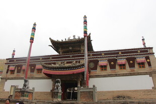 传统中式庙宇建筑景观