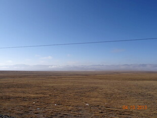 广袤荒原 蓝天无垠