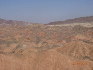 壮丽西北荒漠地貌景观