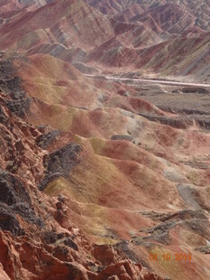 壮丽多彩的峡谷地貌