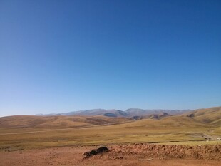 广袤旷野上的开阔风景