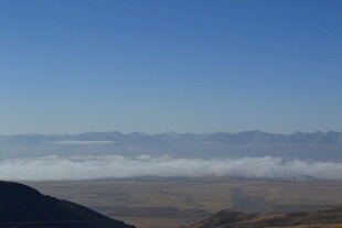 高山云海壮丽景观