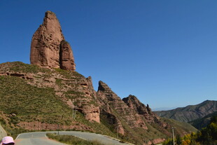 壮丽丹霞山峰景观