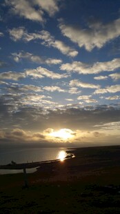 日落时分的美丽天空景观