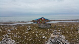 海边孤屋 荒凉景致