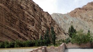 壮丽峡谷公路景观