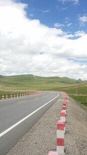 草原公路风景