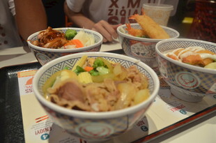 美味日式拉面套餐展示