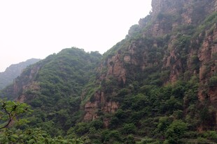 石林峡壮丽山峦景色