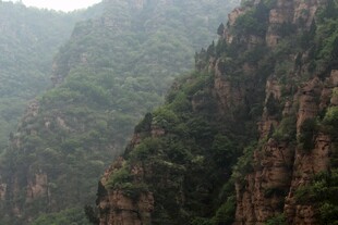 石林峡壮丽险峻的高山峡谷景观