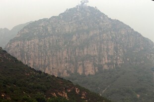 石林峡巍峨山峦 云雾缭绕之景