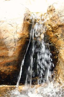 石林峡山间小瀑布流水景致