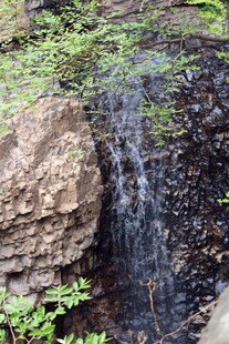 石林峡山间小瀑布景观