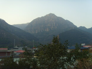 石林峡山间村落远景