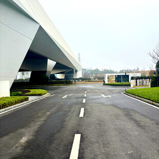 现代公路建筑景观