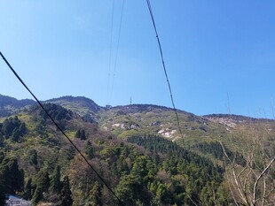 山间缆车风景
