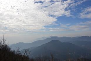 衡山山间云海美景