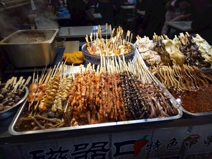 街头美味串串香展示