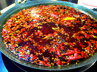 麻辣鲜香的诱人火锅锅底