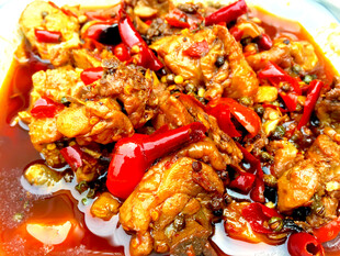 香辣可口的美味炒鸡块
