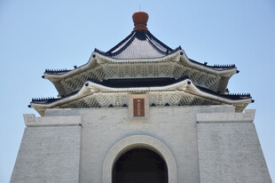 中式古建筑塔楼一角