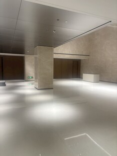 空旷简约室内空间场景