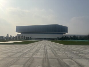 现代大型建筑外观景观