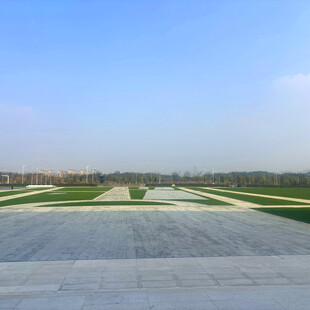 开阔广场景观