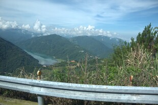 山间公路美景