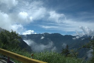 山间云海美景