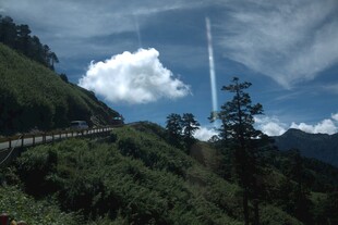 山间公路 天际云线美景