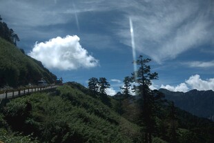 山间公路美景
