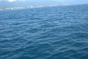 广阔蔚蓝大海远景