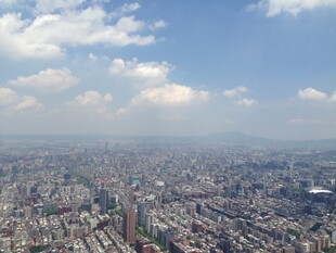 俯瞰繁华都市全景