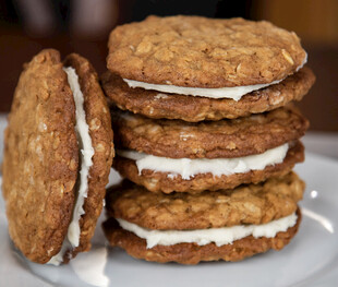 夹心燕麦饼干