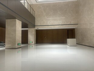 现代简约空旷室内空间