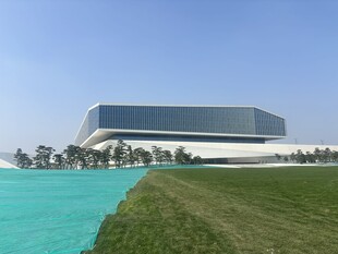 现代建筑与水景景观设计