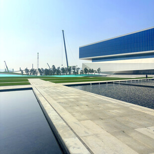 现代简约风格的户外建筑景观