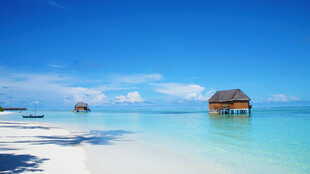 梦幻海岛水上小屋美景