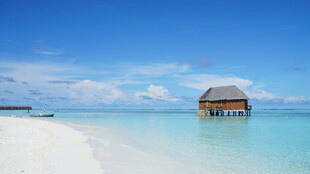 梦幻海岛水上小屋美景