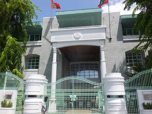 现代风格建筑大门景观