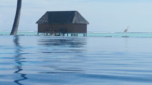 水上房屋 静谧海洋风光