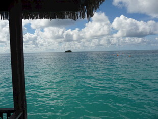 海景 从遮阳处望碧海蓝天