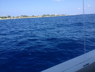 海上风光 辽阔大海与远方岛屿